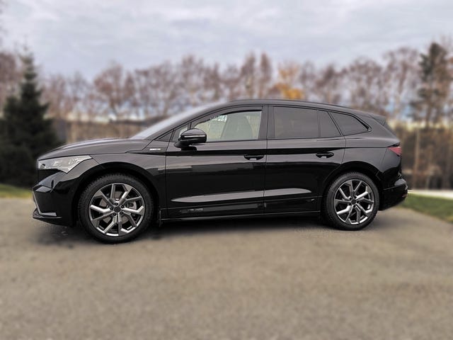 TMBLE9NY8NF046388 2022 SKODA ENYAQ-3