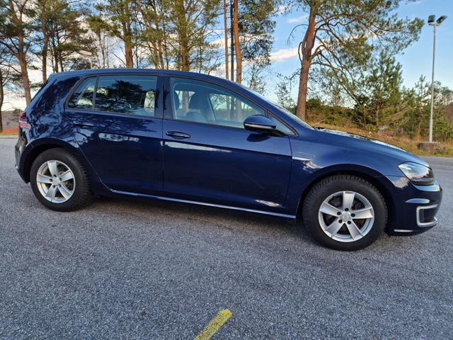 2015 VOLKSWAGEN GOLF - 9