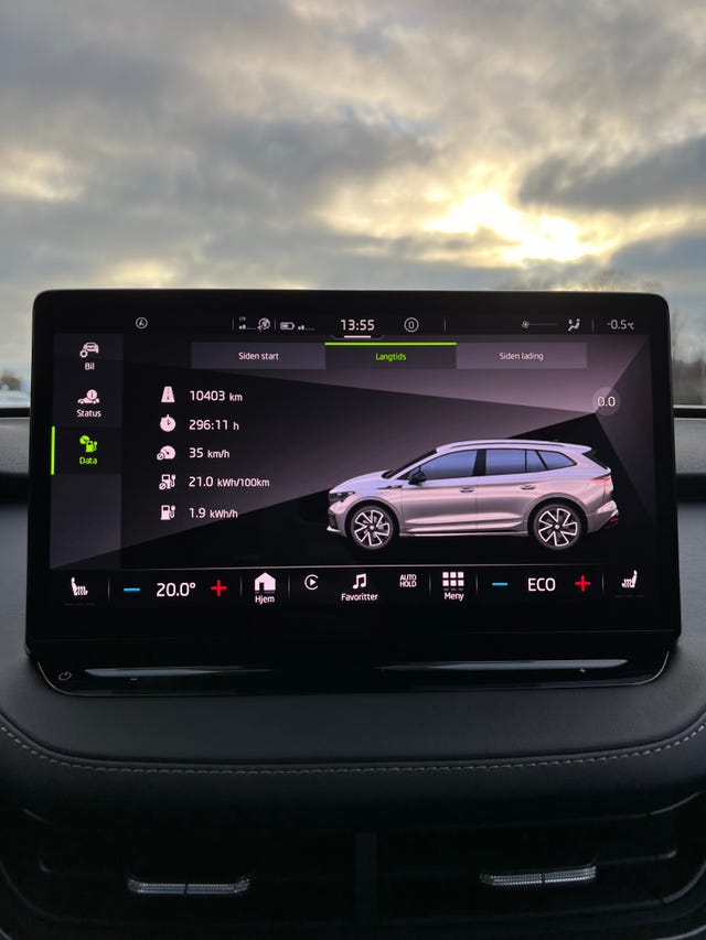 2022 SKODA ENYAQ - 24