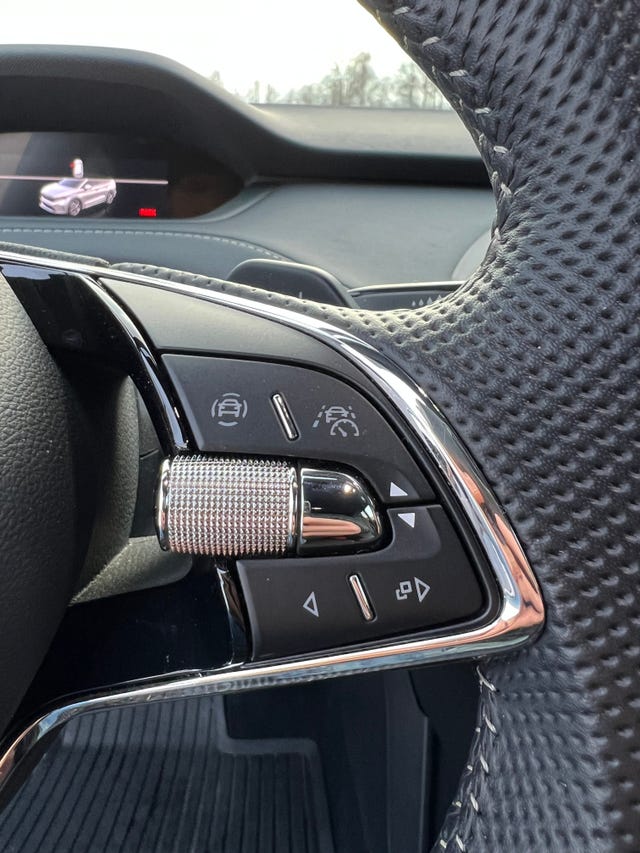 2022 SKODA ENYAQ - 16