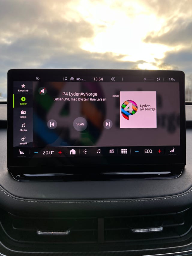 2022 SKODA ENYAQ - 21