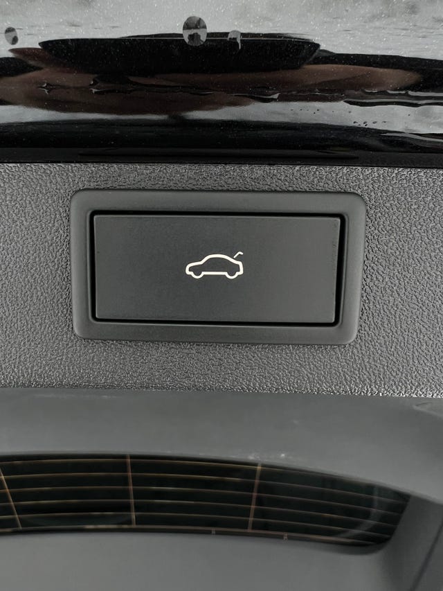 2022 SKODA ENYAQ - 48