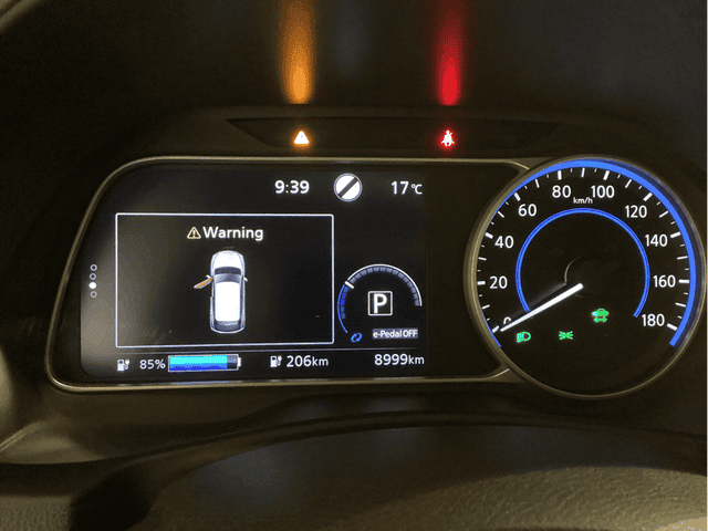 2019 NISSAN LEAF - 10