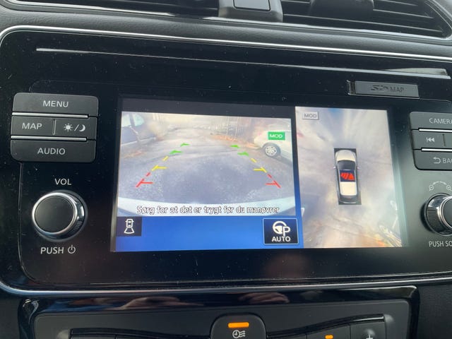 2019 NISSAN LEAF - 18
