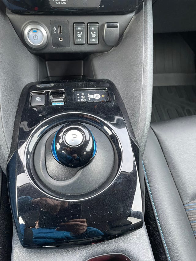 2019 NISSAN LEAF - 13