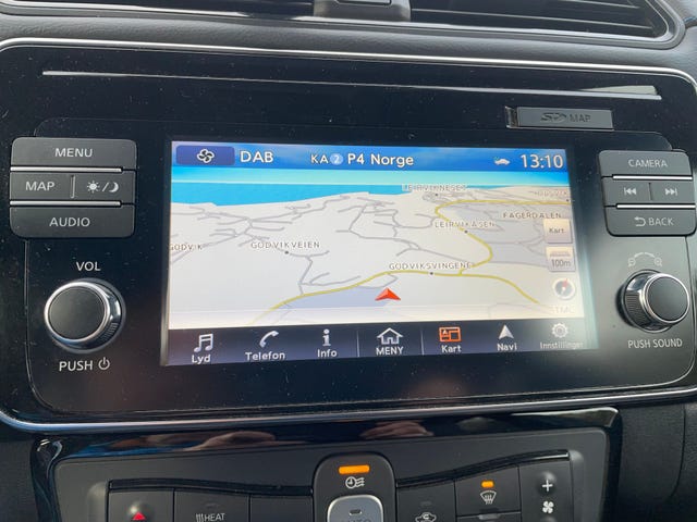 2019 NISSAN LEAF - 17