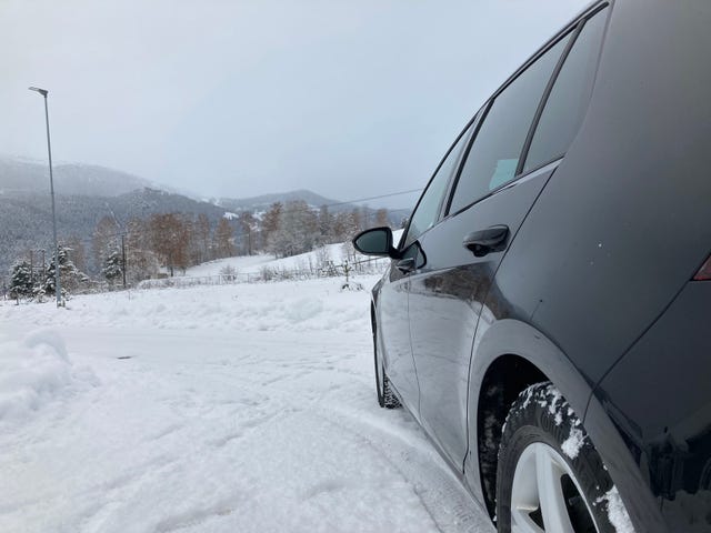 2015 VOLKSWAGEN GOLF - 8