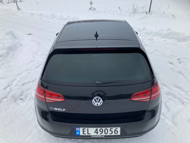 2015 VOLKSWAGEN GOLF - 9