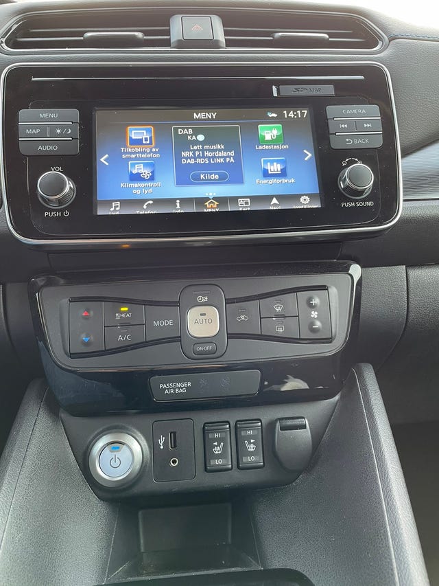2019 NISSAN LEAF - 7