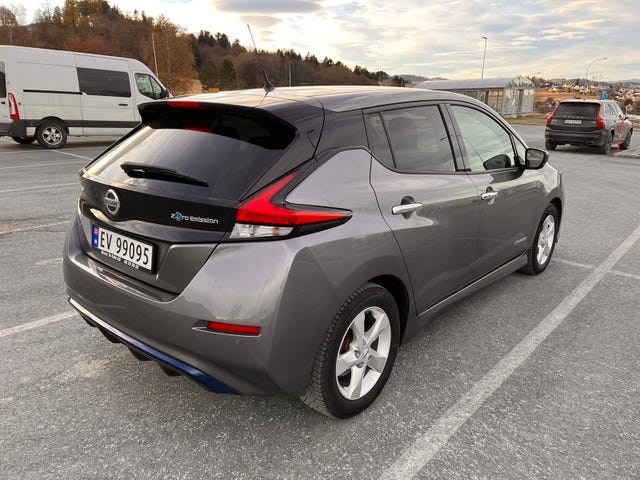 SJNFAAZE1U0062897 2019 NISSAN LEAF-4