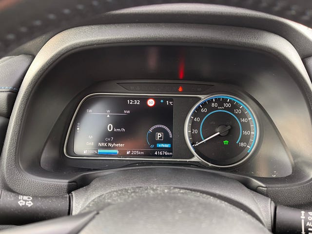 2019 NISSAN LEAF - 12