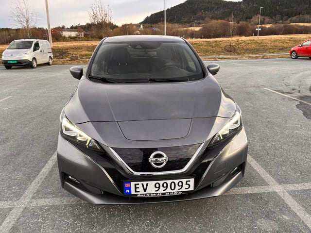 SJNFAAZE1U0062897 2019 NISSAN LEAF-2