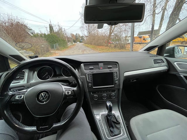 2015 VOLKSWAGEN GOLF - 18