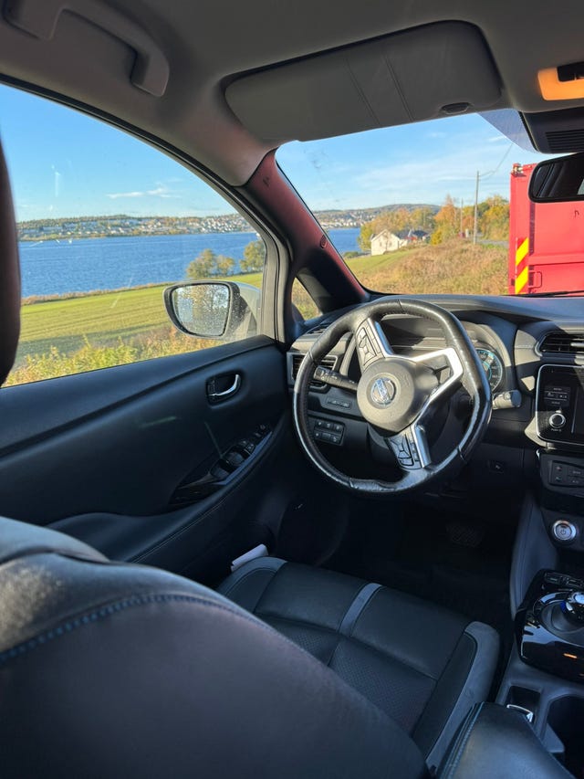 2019 NISSAN LEAF - 9