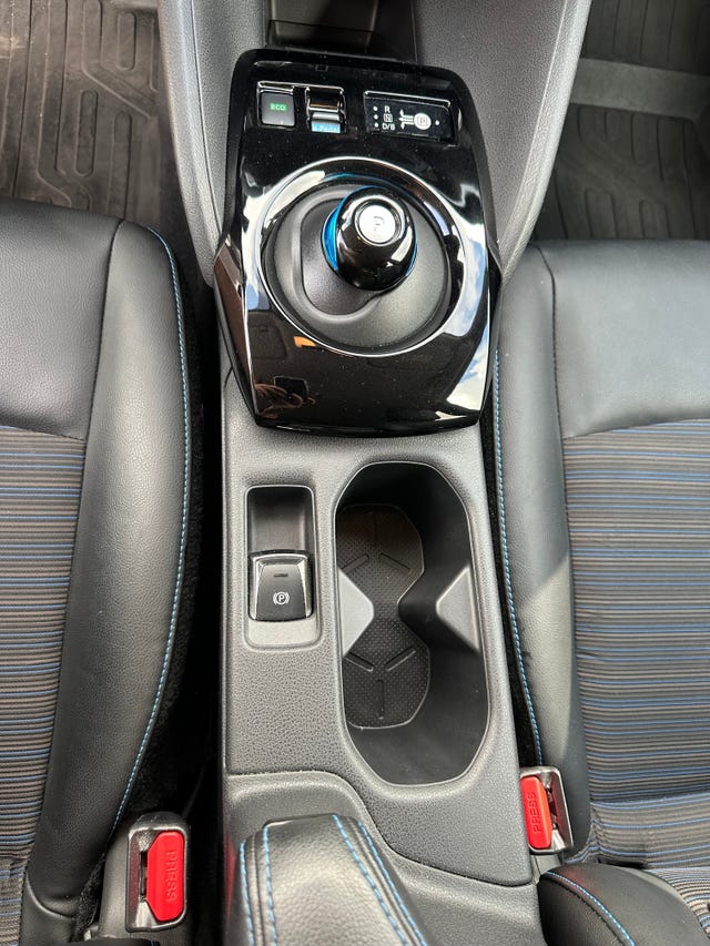 2019 NISSAN LEAF - 12