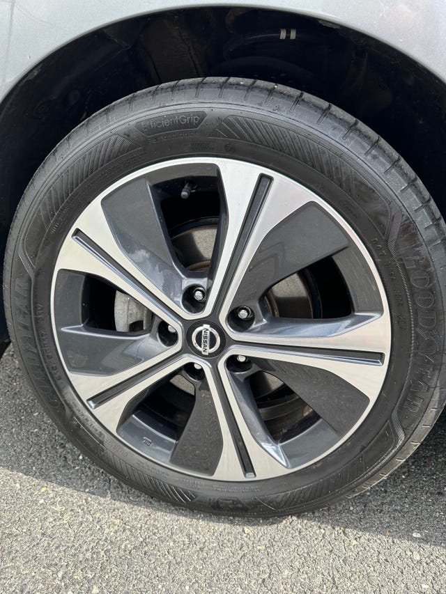 2019 NISSAN LEAF - 20