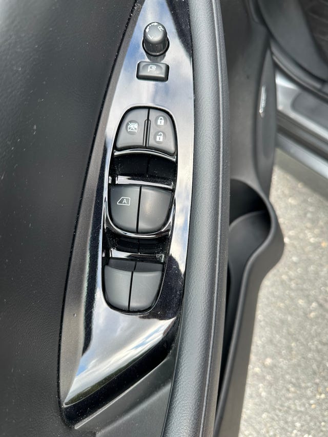 2019 NISSAN LEAF - 13
