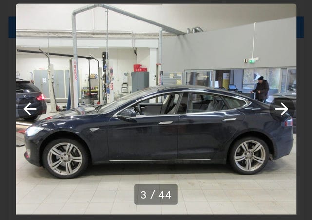 2014 TESLA MODEL S - 11