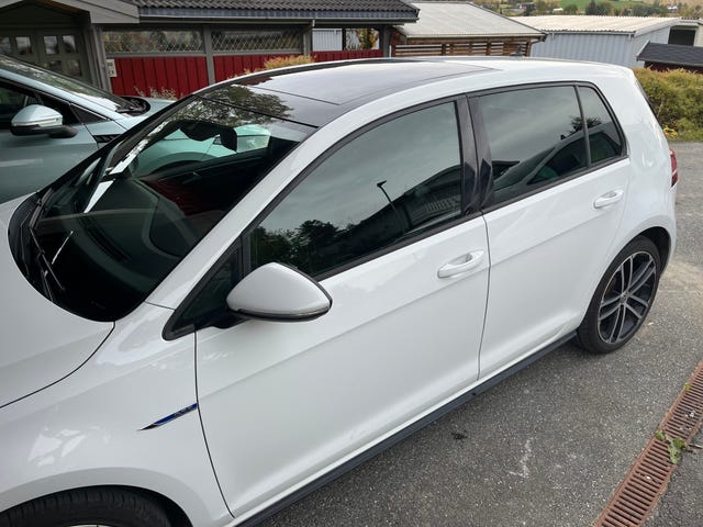 WVWZZZAUZFW803498 2015 VOLKSWAGEN GOLF-3