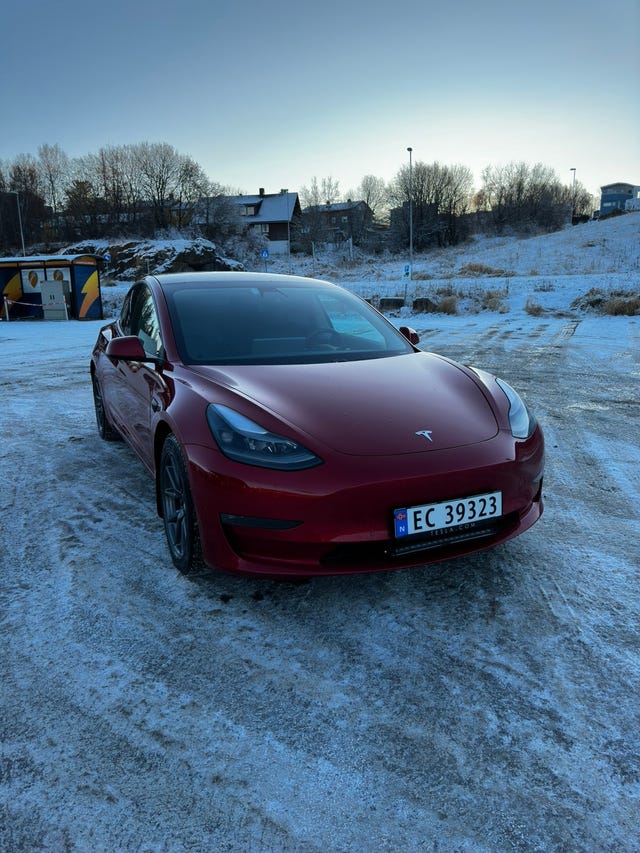 5YJ3E7EB3MF944626 2021 TESLA MODEL 3-5