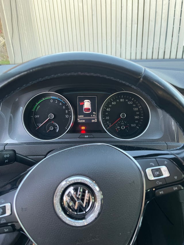 2015 VOLKSWAGEN GOLF - 18