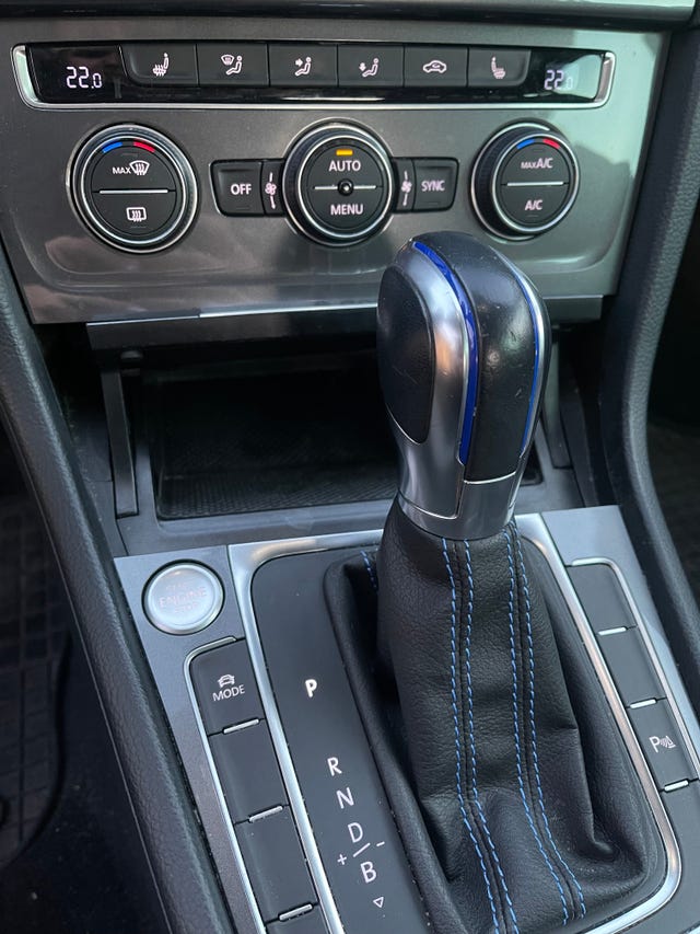 2015 VOLKSWAGEN GOLF - 17