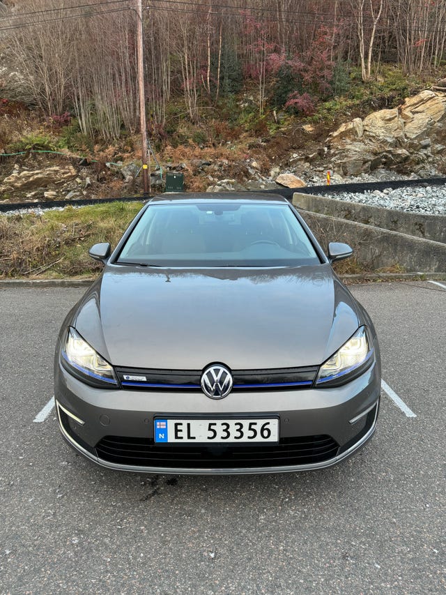 2015 VOLKSWAGEN GOLF - 8