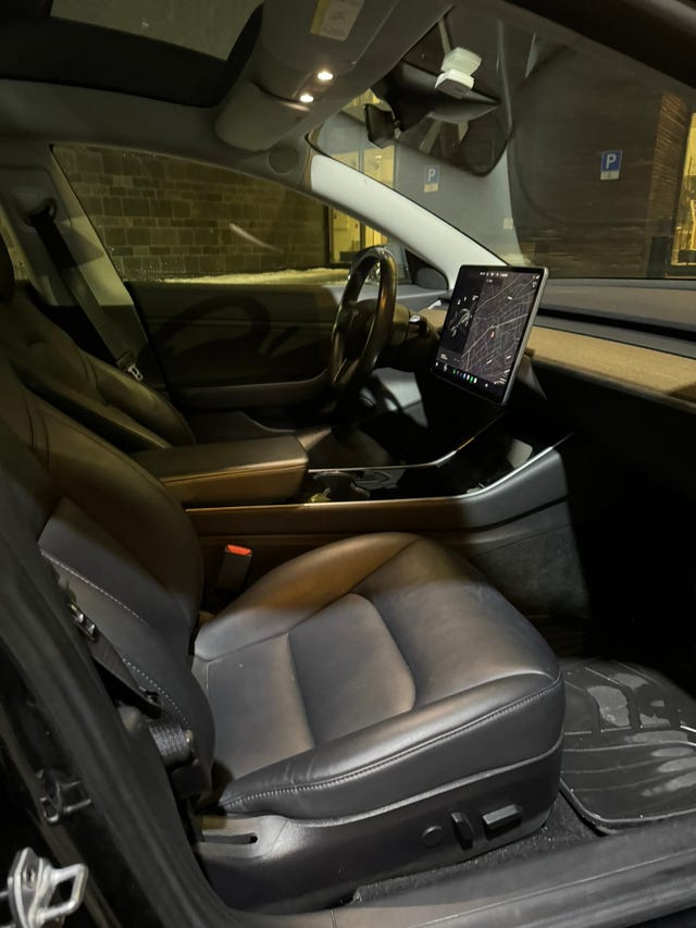 2019 TESLA MODEL 3 - 12