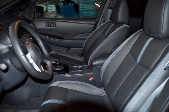 SJNFAAZE1U0050658 2019 NISSAN LEAF-3