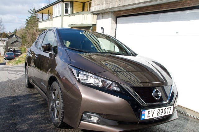 SJNFAAZE1U0050658 2019 NISSAN LEAF-2