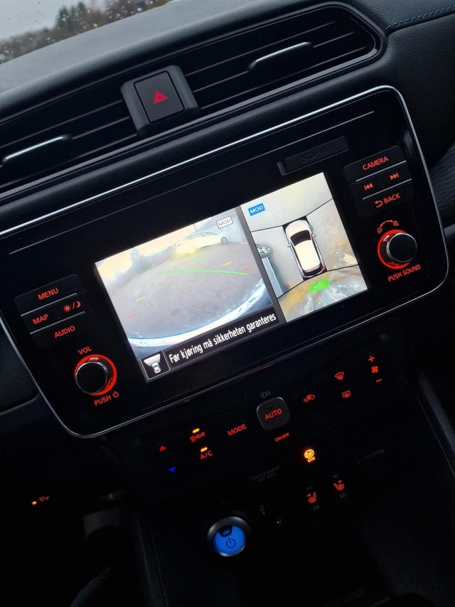 2019 NISSAN LEAF - 15