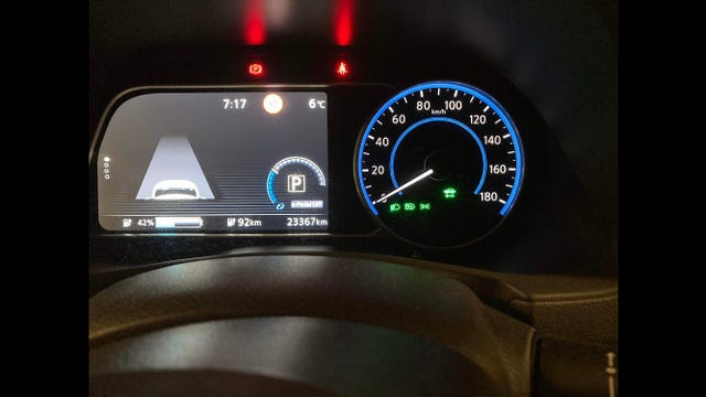 2019 NISSAN LEAF - 16