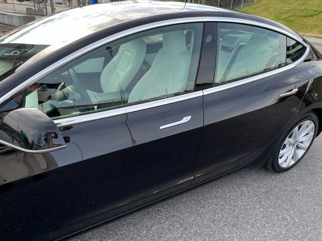 5YJ3E7EB3KF203485 2019 TESLA MODEL 3-4