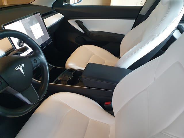5YJ3E7EB3KF203485 2019 TESLA MODEL 3-5