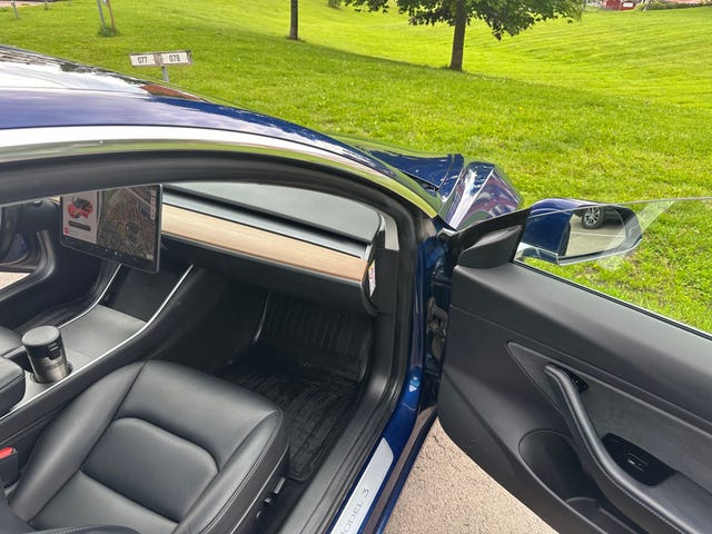 2019 TESLA MODEL 3 - 27