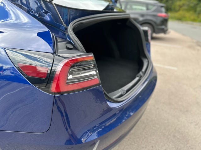 2019 TESLA MODEL 3 - 32