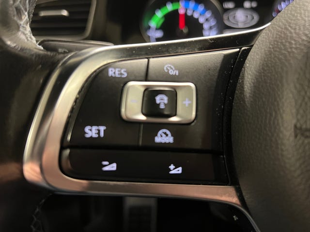 2015 VOLKSWAGEN GOLF - 15