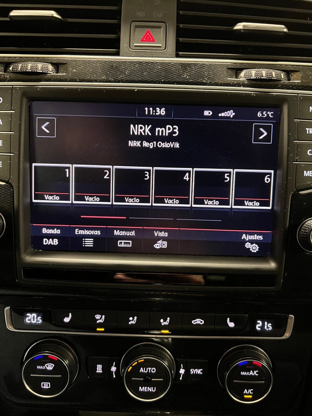 2015 VOLKSWAGEN GOLF - 12