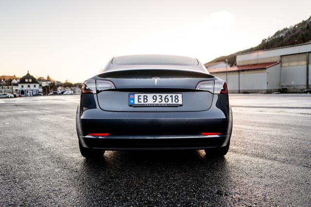 2021 TESLA MODEL 3 - 9
