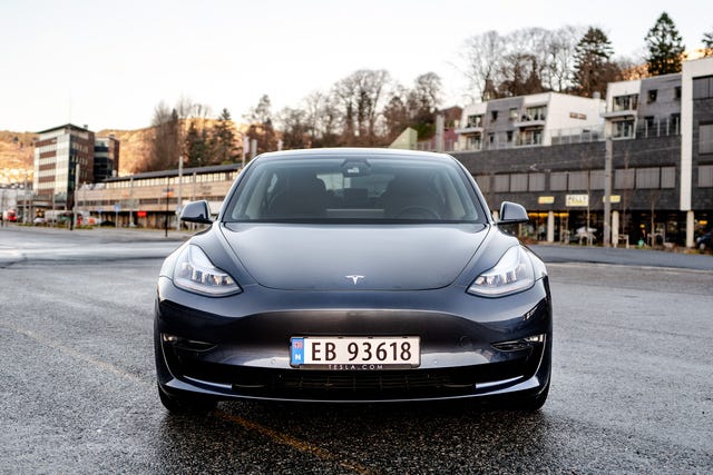 5YJ3E7EB7MF831634 2021 TESLA MODEL 3-3