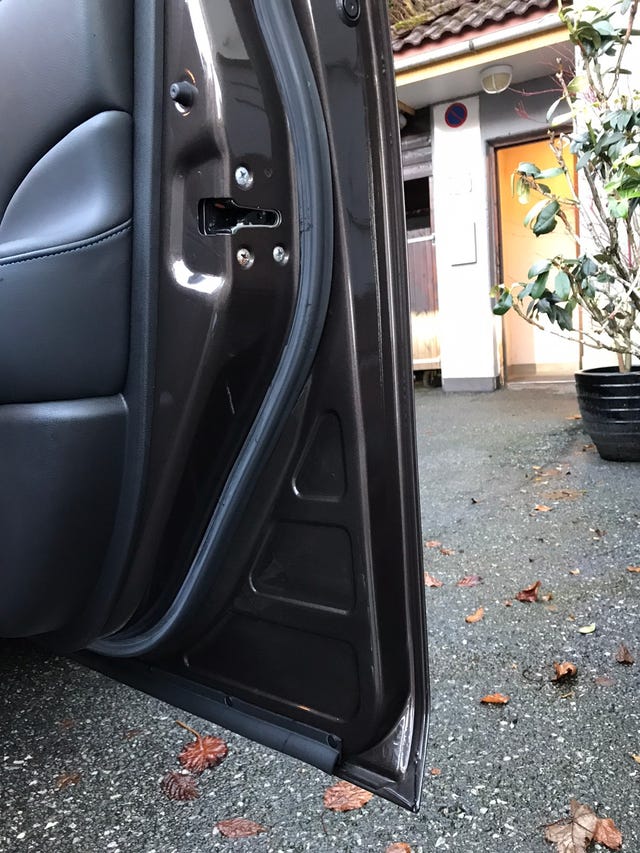 2019 NISSAN LEAF - 31