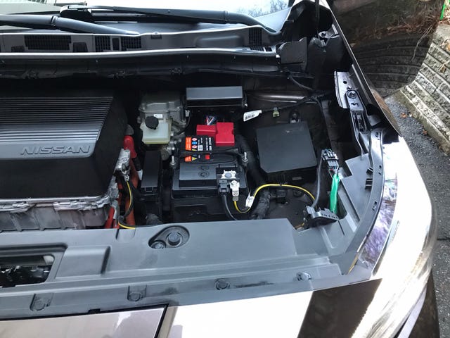 2019 NISSAN LEAF - 27