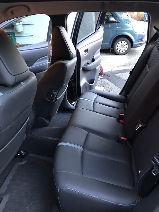 2019 NISSAN LEAF - 33