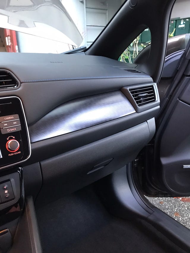 2019 NISSAN LEAF - 41