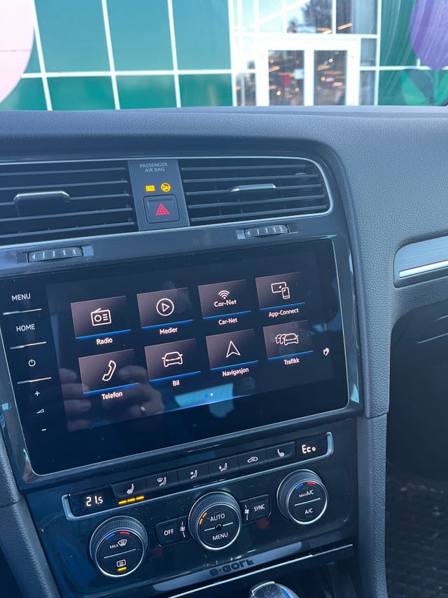 2019 VOLKSWAGEN GOLF - 12