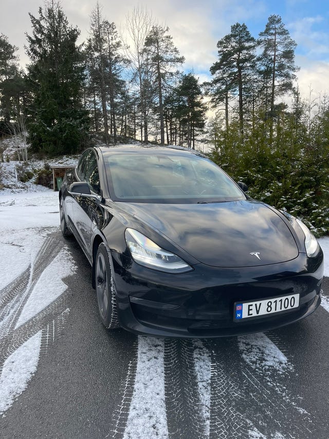 5YJ3E7EA0KF318892 2019 TESLA MODEL 3-0
