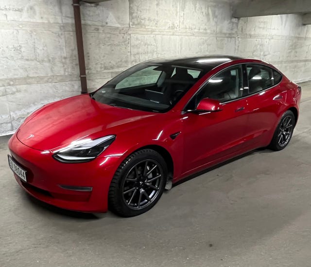 5YJ3E7EB8MF885525 2021 TESLA MODEL 3-2