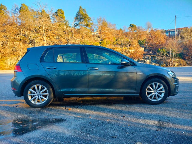 2019 VOLKSWAGEN GOLF - 8