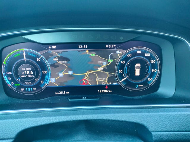 2019 VOLKSWAGEN GOLF - 22