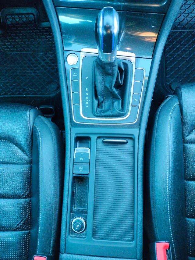 2019 VOLKSWAGEN GOLF - 14